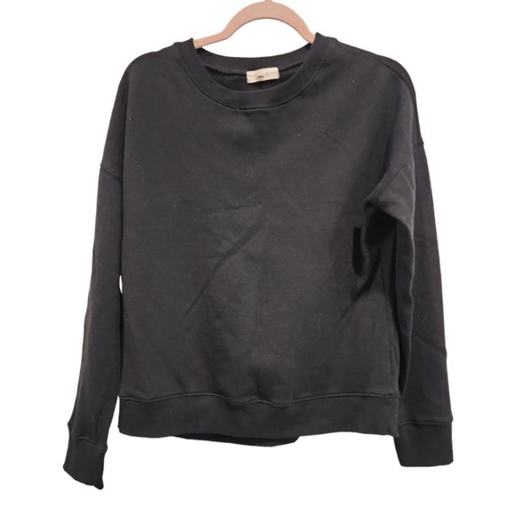 Classic Black Sweatshirt - Picture 1 of 2